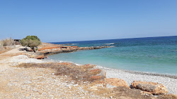 Φωτογραφία του Agios Antonios με επίπεδο καθαριότητας πολύ καθαρό
