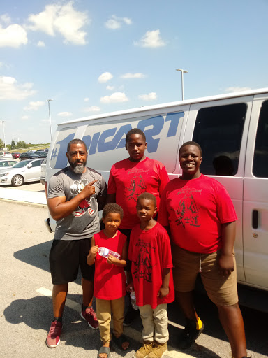 Car Dealer «Ricart Automotive Group», reviews and photos, 4255 S Hamilton Rd, Groveport, OH 43125, USA