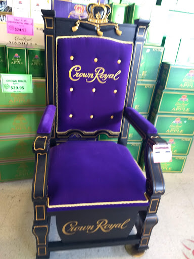 Liquor Store «Santiam Liquor Store», reviews and photos, 2530 Pacific Blvd SE, Albany, OR 97322, USA