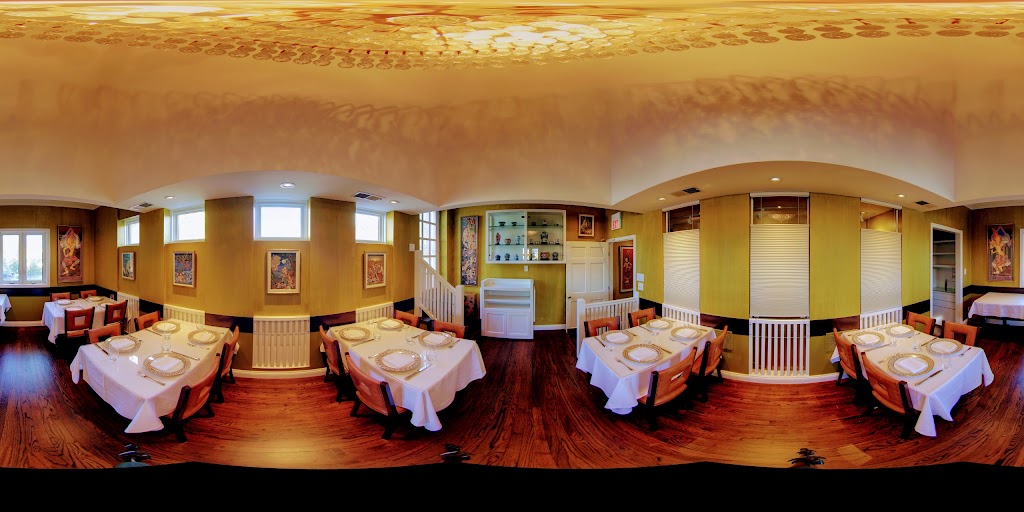 Arun's Thai Restaurant 60618