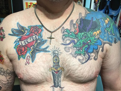 Tattoo Shop «Old Town Tattoo», reviews and photos, 203 N Hamilton St, Saginaw, MI 48602, USA