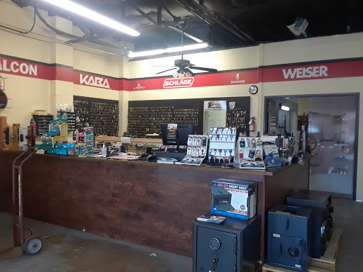 Locksmith «A-1 Locksmith - Downtown Dallas, Design District», reviews and photos, 1622 Market Center Blvd, Dallas, TX 75207, USA