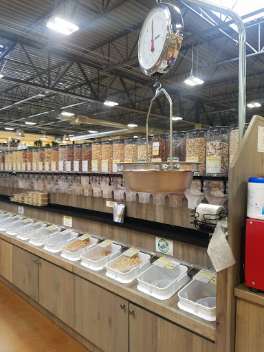 Grocery Store «Fresh Thyme Farmers Market - Kenosha», reviews and photos, 7100 Green Bay Rd, Kenosha, WI 53142, USA