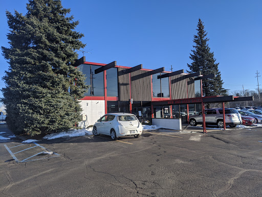 Car Dealer «DeMaagd GMC Nissan - New and Used Car Sales», reviews and photos, 333 W Dickman Rd, Battle Creek, MI 49037, USA