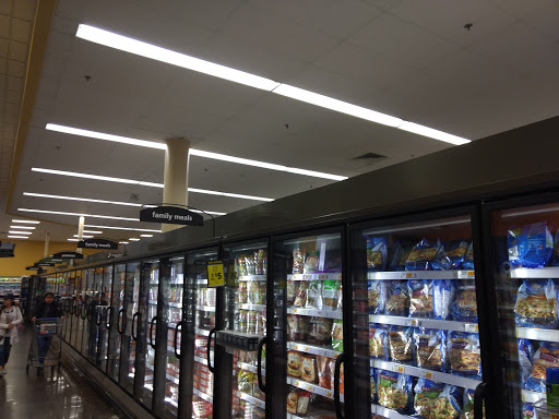 Grocery Store «Kroger», reviews and photos, 3305 Dallas Pkwy, Plano, TX 75093, USA