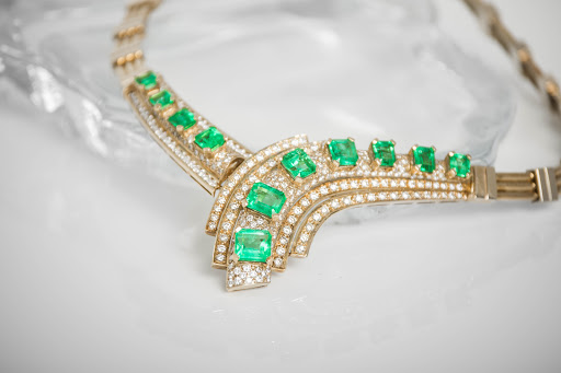 Pawn Shop «Golden Nugget Pawn & Jewelry», reviews and photos, 2132 US-19, Holiday, FL 34691, USA