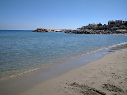 Katovigli beach'in fotoğrafı küçük koy ile birlikte