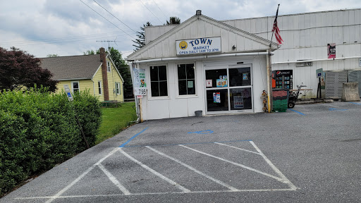 Grocery Store «Townmarket», reviews and photos, 117 E Main St, Newmanstown, PA 17073, USA
