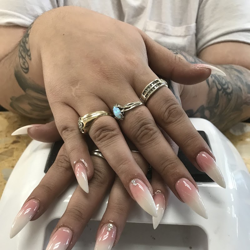 Elvis Nails