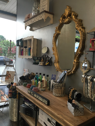 Hair Salon «Mirrors Salon and Boutique», reviews and photos, 800 Battlefield Blvd S #103, Chesapeake, VA 23322, USA