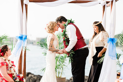 Hawaiian Style Beach Weddings with Aloha. LGBTQ+