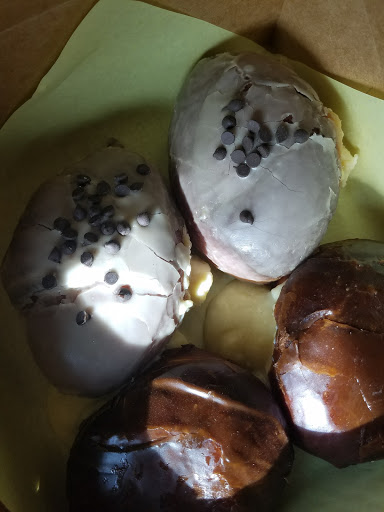 Donut Shop «Glazed & Confuzed Donuts», reviews and photos, 5301 Leetsdale Dr, Denver, CO 80246, USA