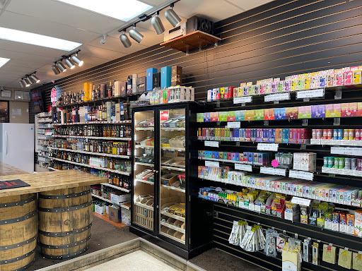 Liquor Store «Cedar Chest Liquors», reviews and photos, 1615 Wayne Rd, Savannah, TN 38372, USA