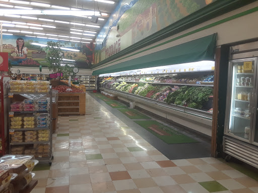 Supermarket «Tresierras Supermarket», reviews and photos, 280 Harvard Blvd, Santa Paula, CA 93060, USA