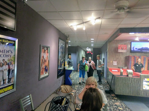 Movie Theater «Village 8 Theatres», reviews and photos, 4014 Dutchmans Ln #16, Louisville, KY 40207, USA