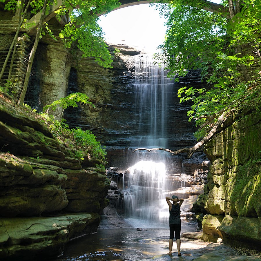 Matthiessen Lake Waterfall