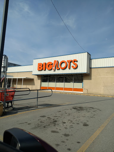 Big Lots, 697 Allegheny Blvd, Franklin, PA 16323, USA, 