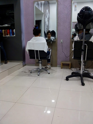 Hairdressers for curly hair Toluca de Lerdo