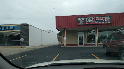 Cell Phone Store «Tech Heroes Cell phone Repair», reviews and photos, 3769 E Washington Ave, Madison, WI 53704, USA