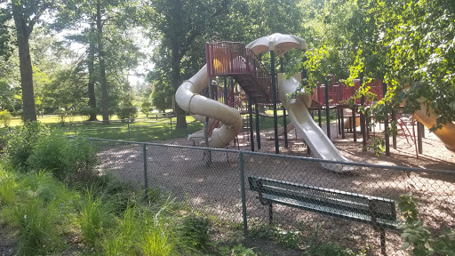 Park «South Ardmore Park», reviews and photos, 1420 Sussex Rd, Wynnewood, PA 19096, USA