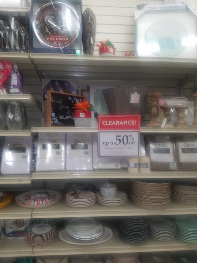 Variety Store «Five Below», reviews and photos, 23853 Eureka Rd, Taylor, MI 48180, USA