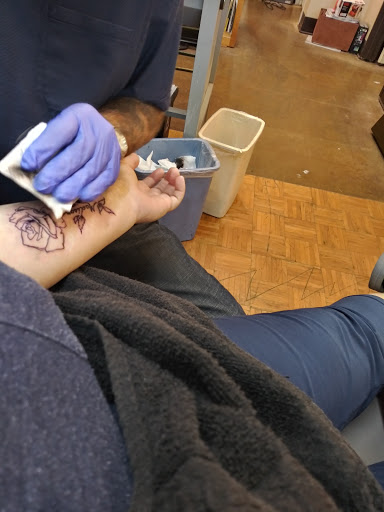 Tattoo Shop «Creative Tattoo», reviews and photos, 2425 W Walnut St, Garland, TX 75042, USA