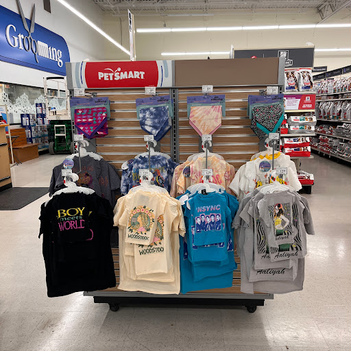 Pet Supply Store «PetSmart», reviews and photos, 70 Worcester-Providence Turnpike #240, Millbury, MA 01527, USA