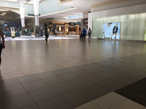 Shopping Mall «East Towne Mall», reviews and photos, 89 E Towne Mall, Madison, WI 53704, USA