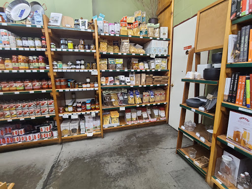 Grocery Store «Bear Foods Natural Market», reviews and photos, 125 E Woodin Ave, Chelan, WA 98816, USA