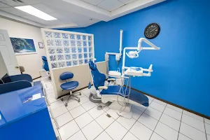 Quiroga Dental Zaragoza image