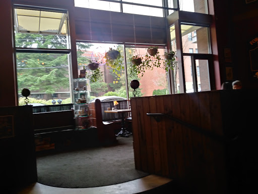 Brewery «McMenamins on Monroe», reviews and photos, 2001 NW Monroe Ave, Corvallis, OR 97330, USA