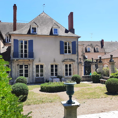 Maison Zola – Hôtel à Saint-Amand-Montrond