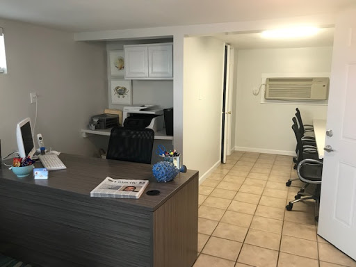 Used Office Furniture Store «Office Furniture Salvage», reviews and photos, 2705 Market St, Wilmington, NC 28403, USA