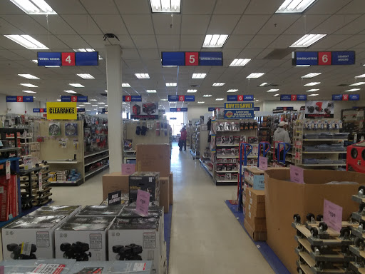 Hardware Store «Harbor Freight Tools», reviews and photos, 2856 Dekalb Pike, Norristown, PA 19401, USA