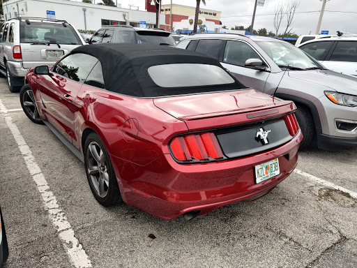 Liquor Store «OC Liquor Store», reviews and photos, 411 N Ocean Dr, Hollywood, FL 33019, USA