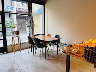 DAKA bakery cafe