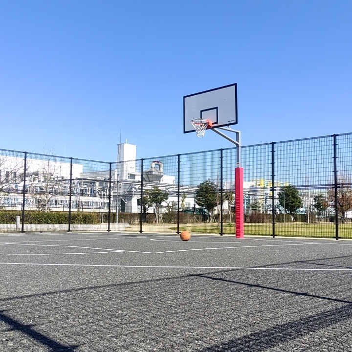 Suehiro Basketball Court Yard