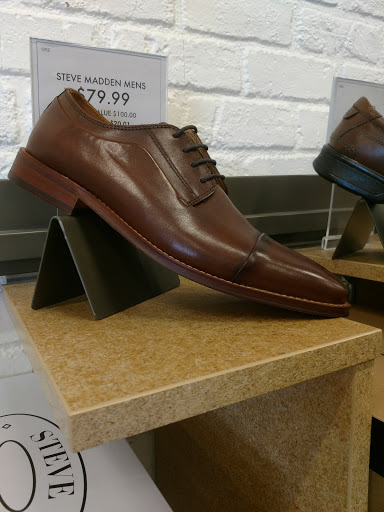 Shoe Store «DSW Designer Shoe Warehouse», reviews and photos, 1650 Airport Blvd #350, Pensacola, FL 32504, USA