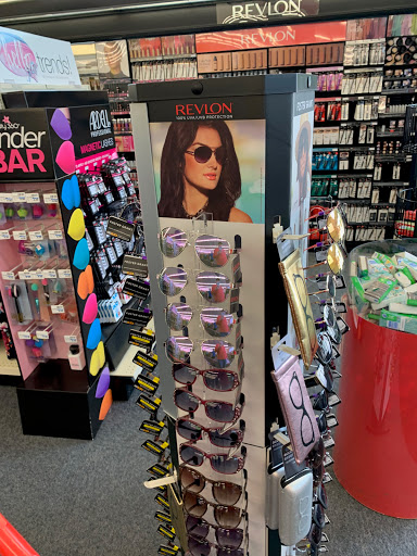 Drug Store «CVS», reviews and photos, 744 US-181, Floresville, TX 78114, USA