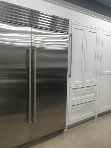 Appliance Store «Iz Schwartz Appliance», reviews and photos, 110 Slades Ferry Ave, Somerset, MA 02726, USA