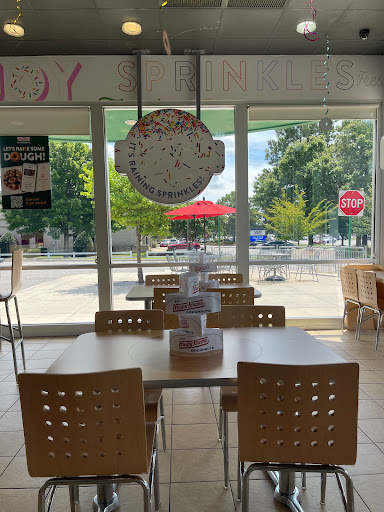 Donut Shop «Krispy Kreme», reviews and photos, 12648 Jefferson Ave, Newport News, VA 23602, USA