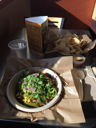 Mexican Restaurant «QDOBA Mexican Eats», reviews and photos, 3279 Washtenaw Ave #103, Ann Arbor, MI 48104, USA