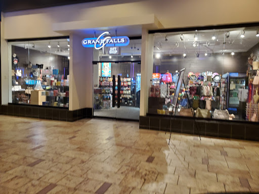 Resort «Grand Falls Casino Resort», reviews and photos, 1415 Grand Falls Blvd, Larchwood, IA 51241, USA