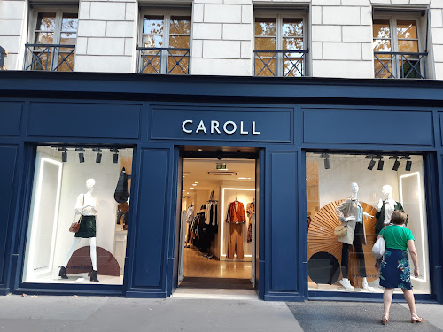 Magasin de vêtements pour femmes Caroll Paris