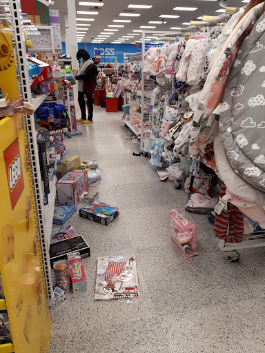 Clothing Store «Ross Dress for Less», reviews and photos, 3129 Market Center Drive, Morrisville, NC 27560, USA