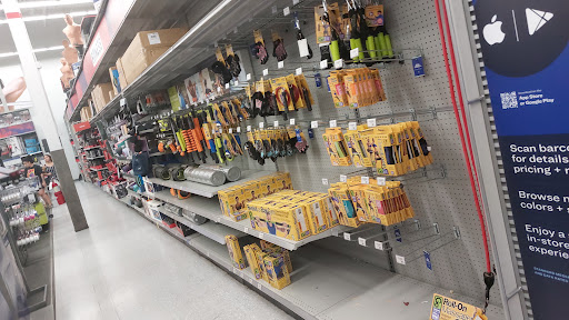 Sporting Goods Store «Academy Sports + Outdoors», reviews and photos, 621 Centerview Blvd, Kissimmee, FL 34741, USA