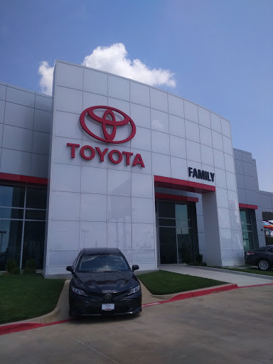 Toyota dealer Fort Worth