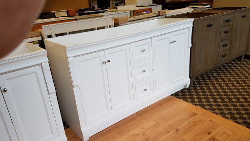 Discount Store «Midway Warehouse», reviews and photos, 4820 Atlanta Hwy, Alpharetta, GA 30004, USA