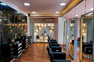 Beauty Bar Professional Studio & Spa image