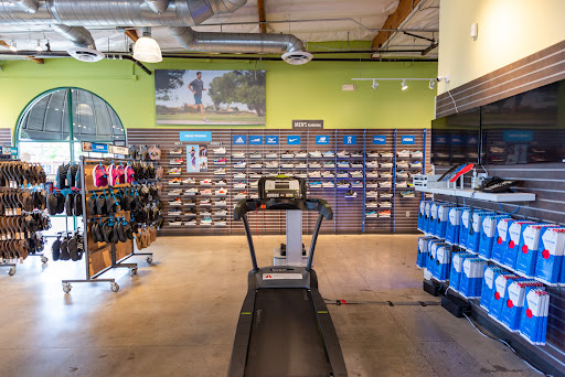 Running Store «Road Runner Sports», reviews and photos, 1835 Newport Blvd, Costa Mesa, CA 92627, USA